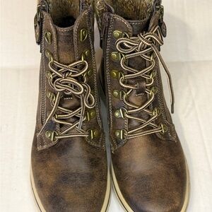 Cliffs by White Mountain Women's